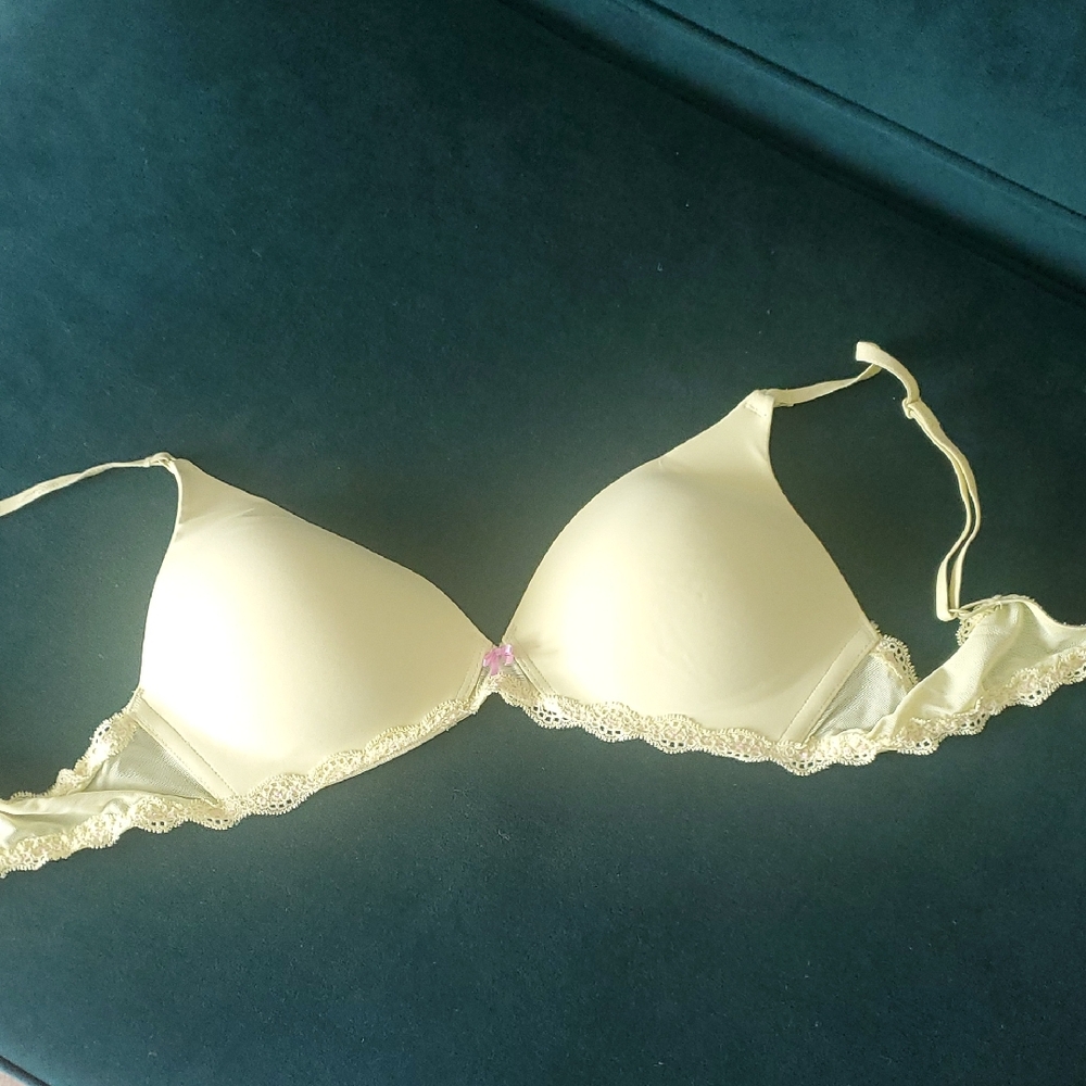 VS Angels Lace Trim wireless Bra